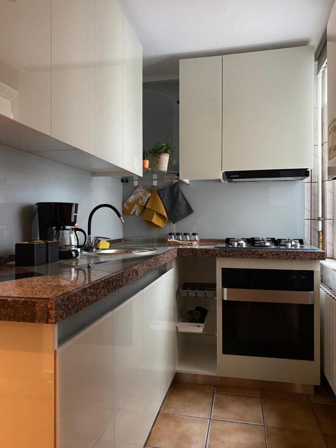 Zaza Apartament - Central Area, With Balcony Târgu Jiu المظهر الخارجي الصورة