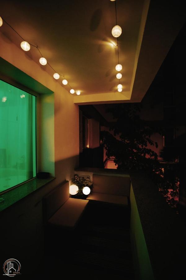 Zaza Apartament - Central Area, With Balcony Târgu Jiu المظهر الخارجي الصورة